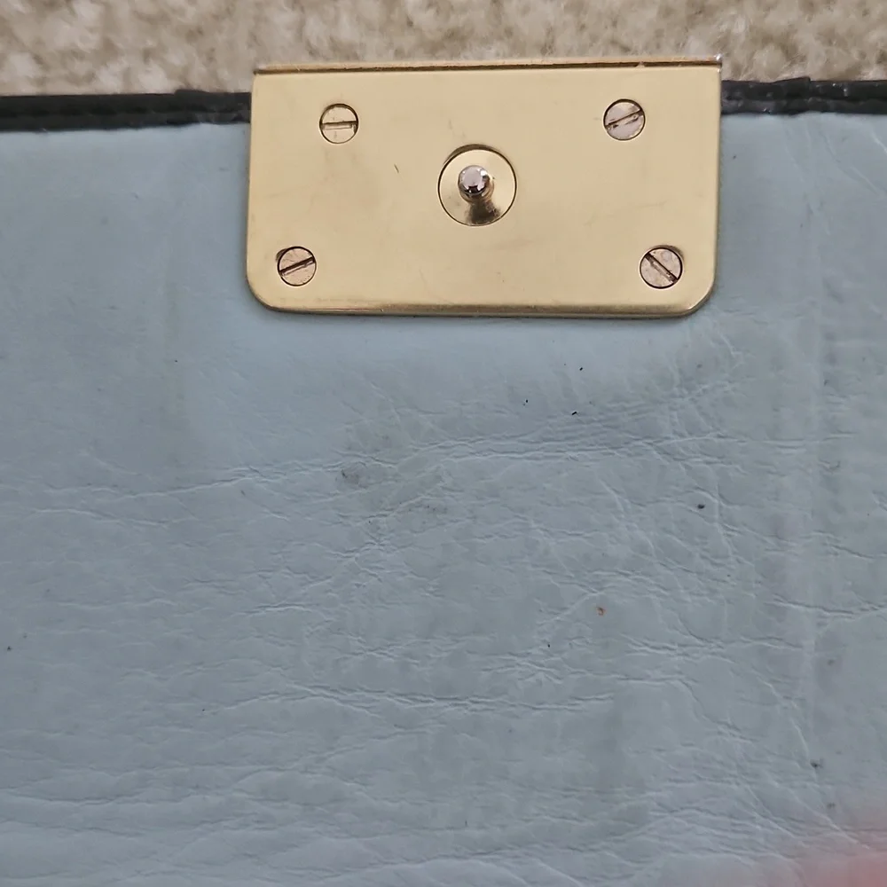 ☀️HP☀️Vintage Coach Patent Leather Checkbook Wallet - Picture 8 of 11